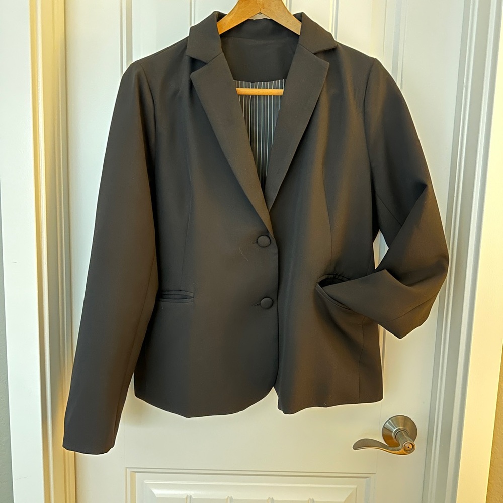 Elegant Charcoal Women's Blazer